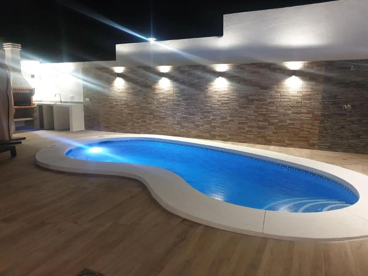El Burre Villa Tolox